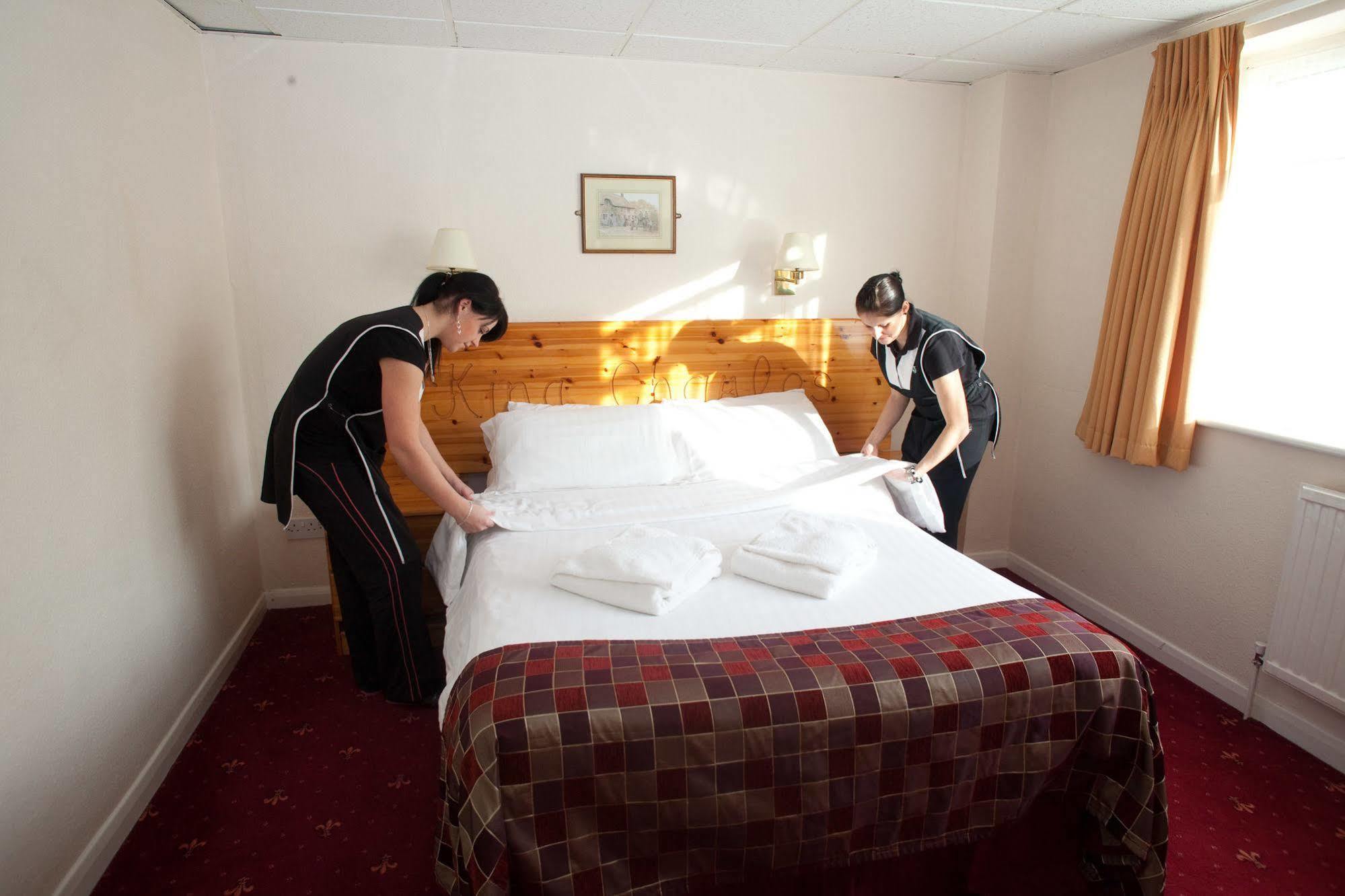King Charles Hotel ジリンガム エクステリア 写真