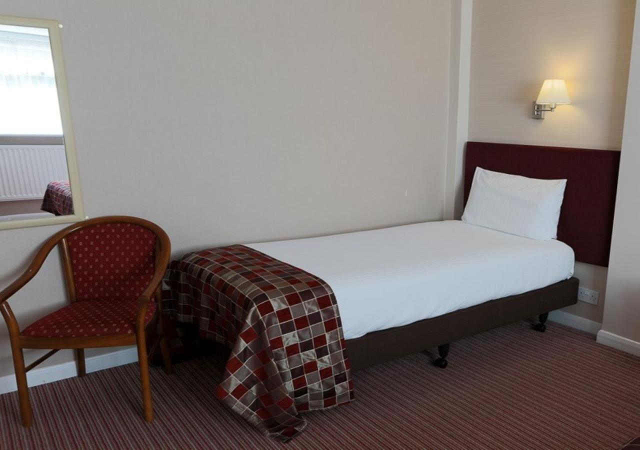 King Charles Hotel ジリンガム エクステリア 写真