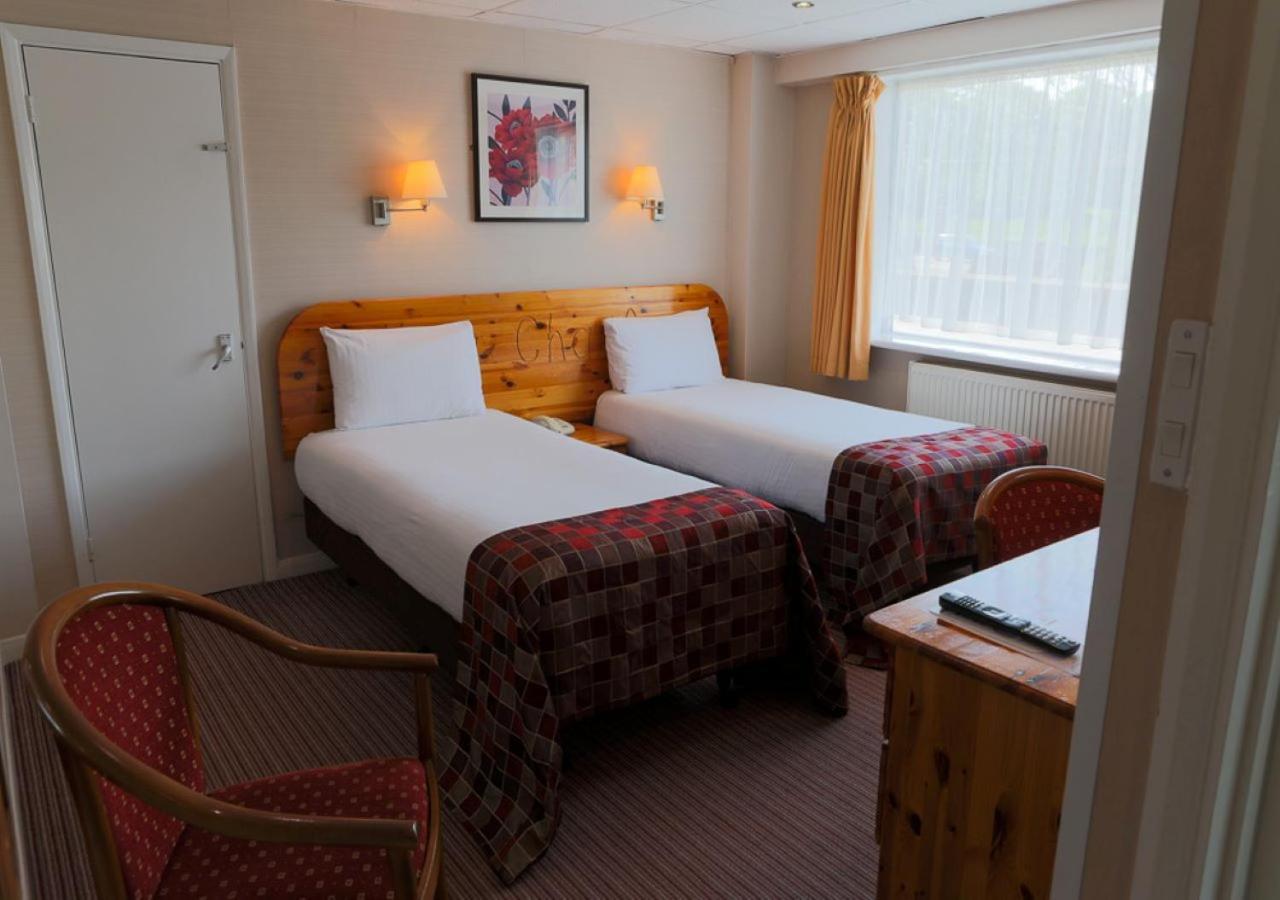 King Charles Hotel ジリンガム エクステリア 写真